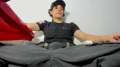 Snapshot of lax777_ chatting on September 2025 11:36:02 AM ZAmbrano online show from September 2025 11:36:02 AM