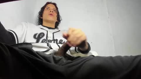 Snapshot of lax777_ chatting on October 2025 02:04:02 AM ZAmbrano online show from October 2025 02:04:02 AM