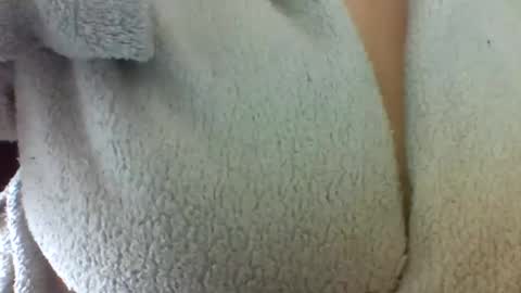 layannalea online show from April 2026 05:22:02 PM