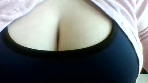 layannalea online show from May 2026 01:23:01 AM