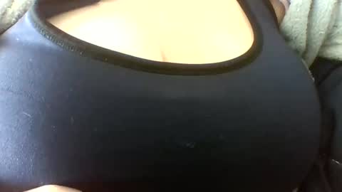 layannalea online show from May 2026 05:31:01 PM