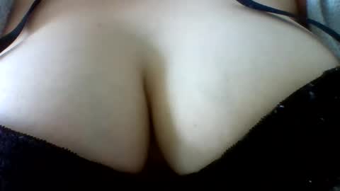 layannalea online show from May 2026 08:06:02 PM