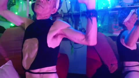 Laye19 online show from December 2024 03:43:01 AM