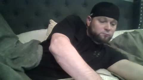 Snapshot of layinlow42 chatting on December 2024 10:10:02 PM layinlow42 online show from December 2024 10:10:02 PM