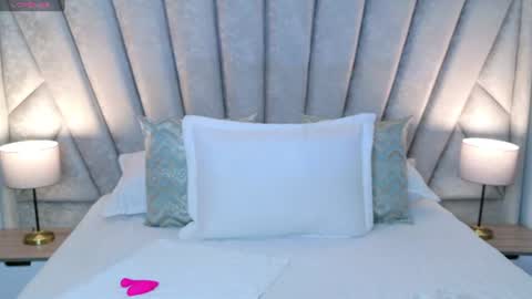 Snapshot of layla_breezee_ chatting on July 2026 11:34:02 AM Layla Breezee online show from July 2026 11:34:02 AM