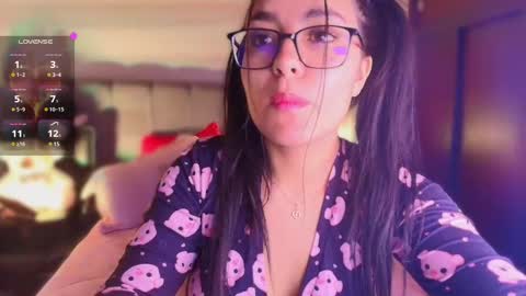 Layla online show from March 2025 12:23:01 PM