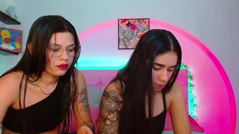 Snapshot of layla_roma chatting on September 2025 02:55:02 AM Lia and Rachel online show from September 2025 02:55:02 AM