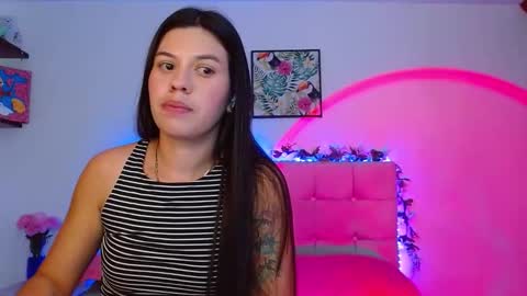 Snapshot of layla_roma chatting on November 2025 02:14:02 AM Lia and Rachel online show from November 2025 02:14:02 AM