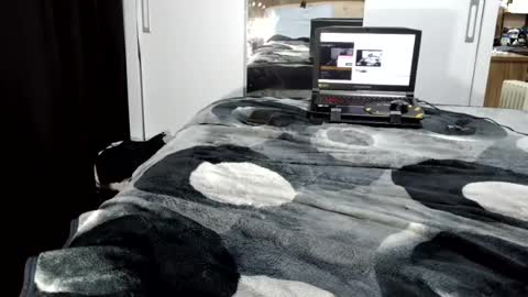 kelly online show from August 2026 05:17:01 AM