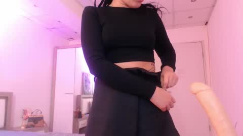 Snapshot of laylacruz chatting on February 2025 05:20:02 PM laylacruz online show from February 2025 05:20:02 PM