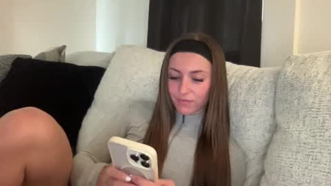 Snapshot of laylahlaylah1 chatting on October 2025 03:12:01 PM laylahlaylah1 online show from October 2025 03:12:01 PM