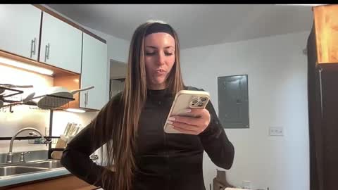 Snapshot of laylahlaylah1 chatting on November 2025 01:00:02 PM laylahlaylah1 online show from November 2025 01:00:02 PM