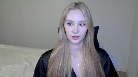 LaylaPretty001 online show from October 2025 04:19:02 AM