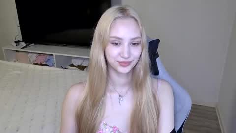 LaylaPretty001 online show from May 2026 04:29:01 AM