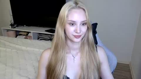 LaylaPretty001 online show from July 2026 05:24:01 AM