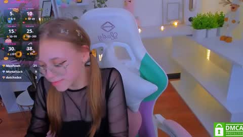 layriantavee online show from January 2025 11:11:01 AM