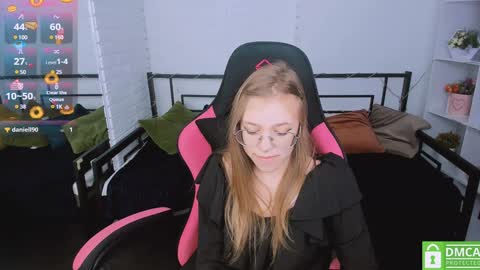 layriantavee online show from January 2025 09:57:01 AM