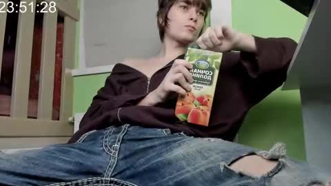 Alex online show from February 2026 04:55:02 AM