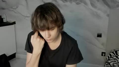 Snapshot of lazydarkknight chatting on June 2026 01:04:02 AM Alex online show from June 2026 01:04:02 AM