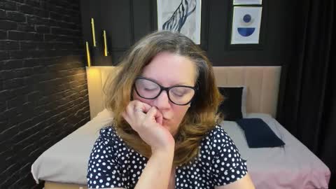 Snapshot of lea_fruit chatting on February 2026 06:11:01 PM Lea online show from February 2026 06:11:01 PM