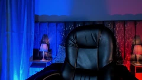 Lea Velle online show from November 2025 04:02:02 AM