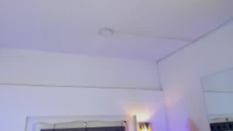 Snapshot of lea_walkerr chatting on April 2026 01:42:02 AM lea_walkerr online show from April 2026 01:42:02 AM