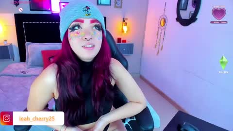 Snapshot of leah_cherry chatting on June 2026 10:00:01 PM Leah online show from June 2026 10:00:01 PM