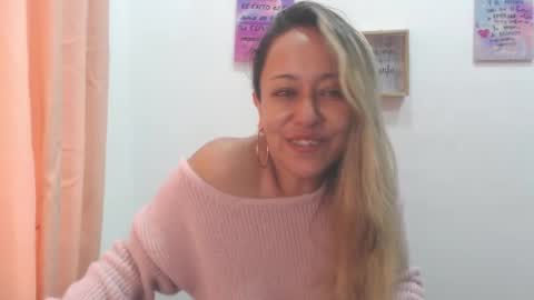 leah_susman online show from February 2025 05:07:02 PM
