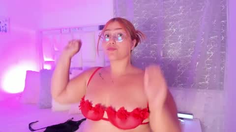 Leah  online show from September 2025 01:51:02 AM