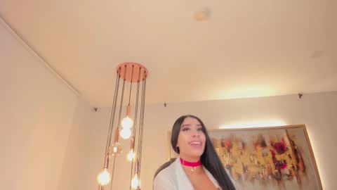 leahlombardi_ online show from September 2025 03:23:02 AM