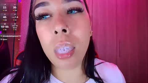 Snapshot of leahtemptation chatting on February 2026 07:51:01 AM leah online show from February 2026 07:51:01 AM