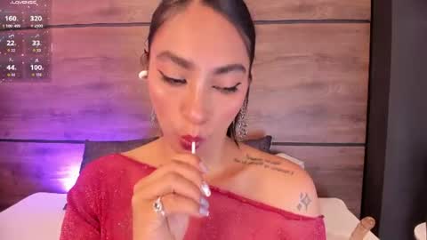 Snapshot of leamonroe__ chatting on June 2026 04:52:01 PM Hey Im Lea online show from June 2026 04:52:01 PM