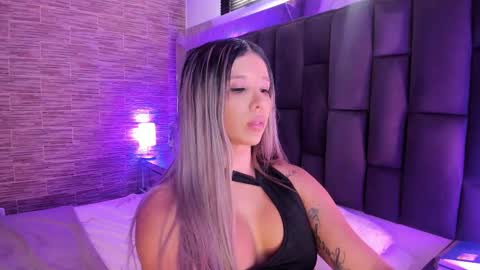 Snapshot of leandraxts chatting on October 2025 08:40:02 PM Maria Leandra Lopeira online show from October 2025 08:40:02 PM