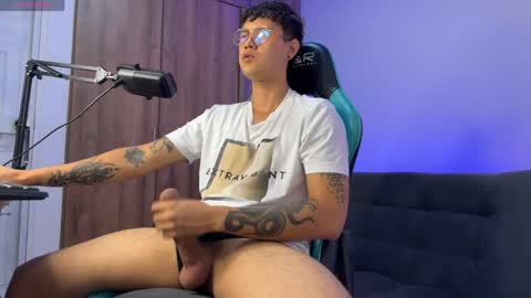 leaneseb online show from April 2026 01:52:02 PM
