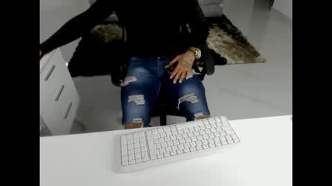 leather_king_of_bitches online show from April 2026 02:04:02 AM