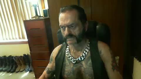 leathergreaser online show from December 2024 03:19:02 AM