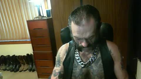 leathergreaser online show from December 2024 07:00:02 PM