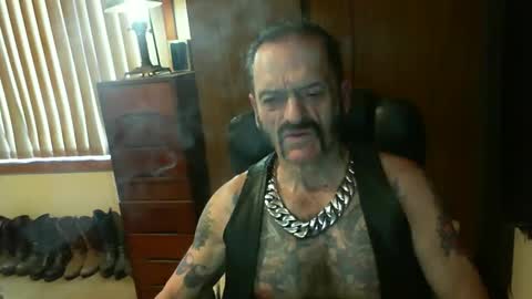 leathergreaser online show from December 2024 12:54:02 AM