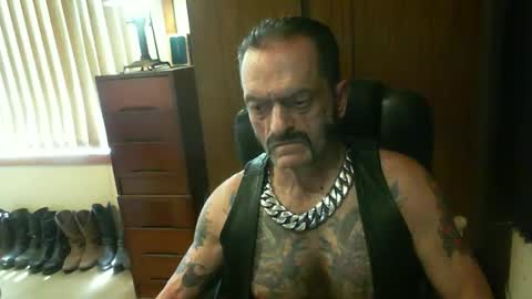 leathergreaser online show from December 2024 03:19:01 AM