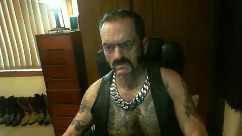 leathergreaser online show from December 2024 09:49:02 PM