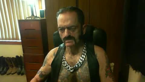 leathergreaser online show from December 2024 08:14:02 PM