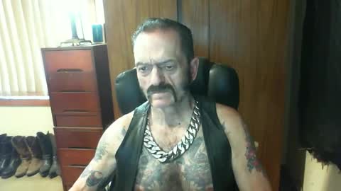 leathergreaser online show from December 2024 11:14:01 PM