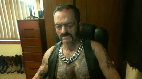 leathergreaser online show from December 2024 07:39:02 PM