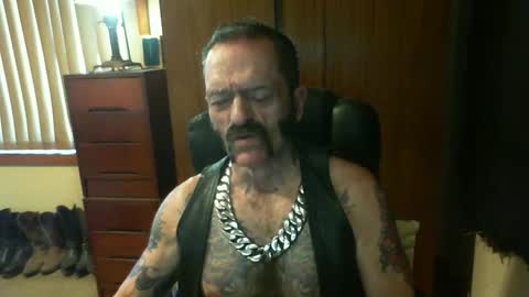 leathergreaser online show from December 2024 10:48:02 PM