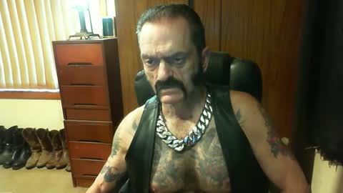 leathergreaser online show from January 2025 07:51:02 PM