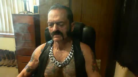 leathergreaser online show from February 2025 11:42:01 PM