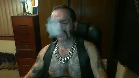 leathergreaser online show from March 2025 05:27:02 PM