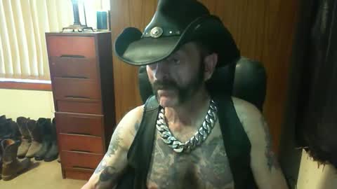 leathergreaser online show from April 2026 11:31:01 PM