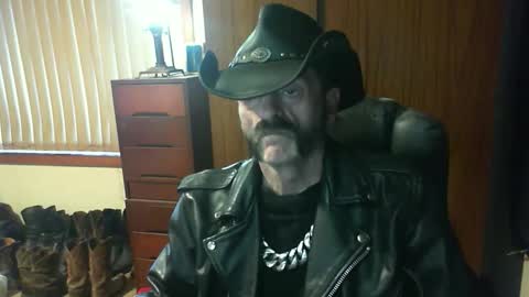 leathergreaser online show from May 2026 09:09:02 PM
