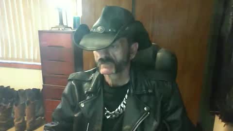 leathergreaser online show from May 2026 11:54:01 PM